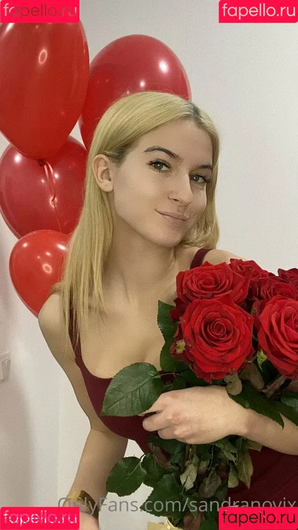 iamsandranovix Onlyfans Photo Gallery 