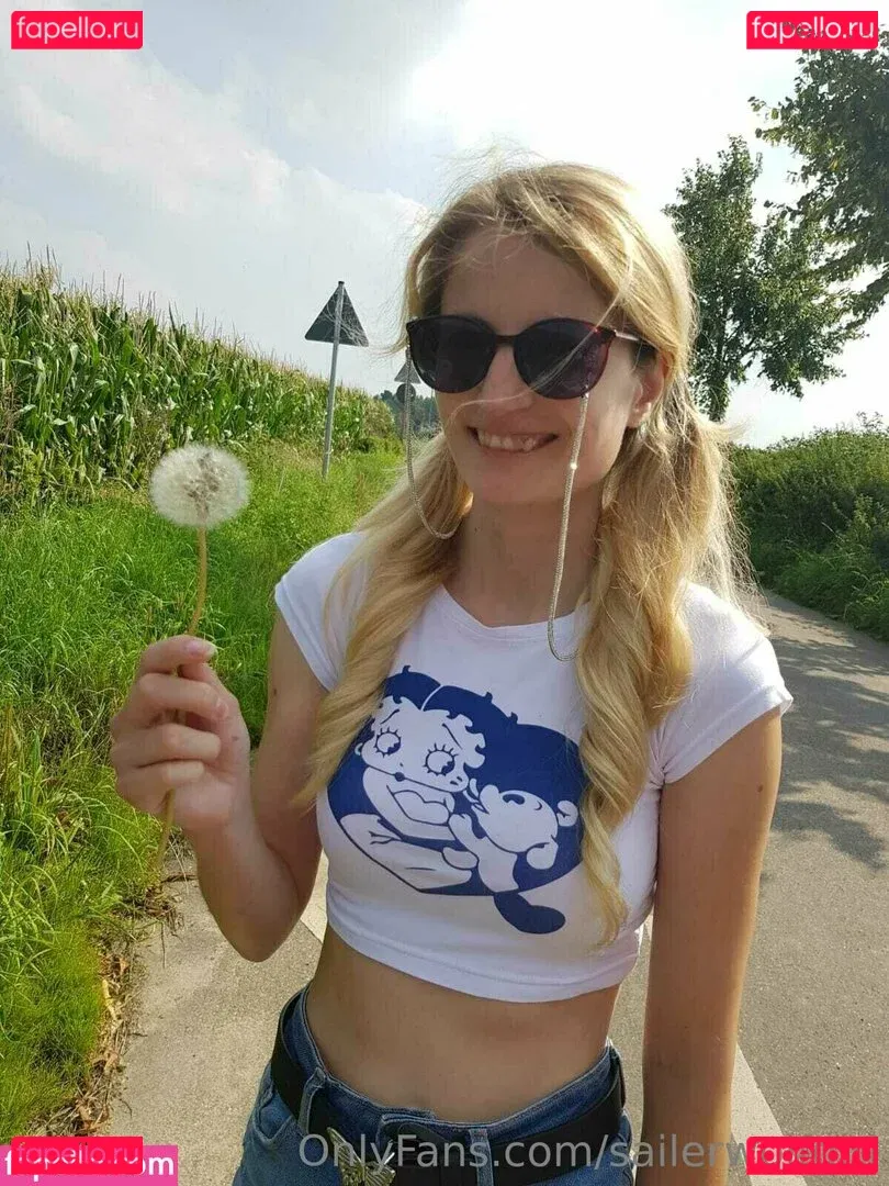 sailerwolfgirl Onlyfans Photo Gallery 