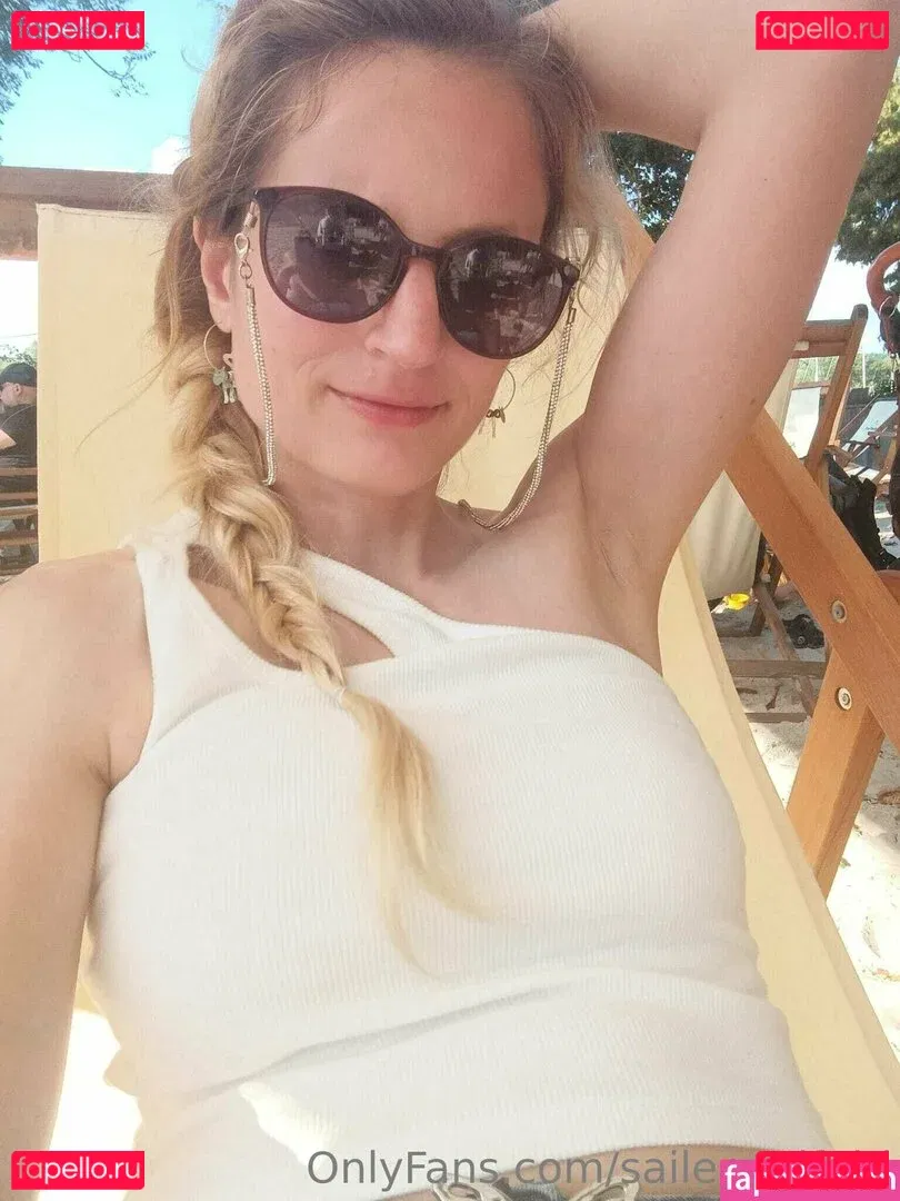 sailerwolfgirl Onlyfans Photo Gallery 