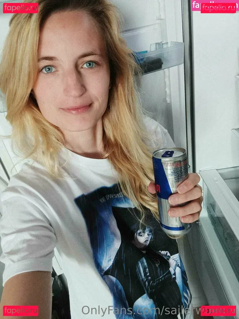 sailerwolfgirl Onlyfans Photo Gallery 