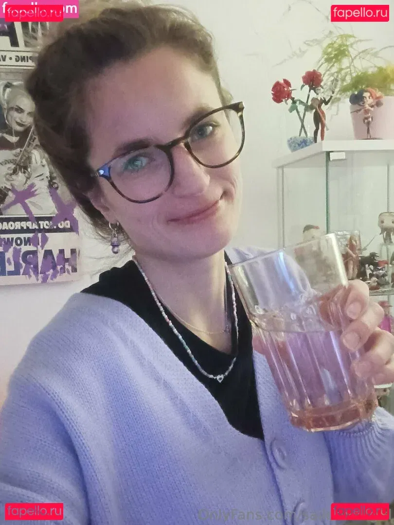 sailerwolfgirl Onlyfans Photo Gallery 