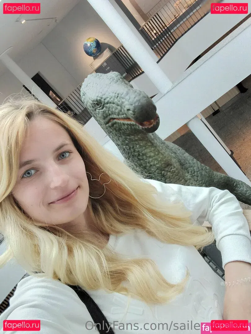 sailerwolfgirl Onlyfans Photo Gallery 