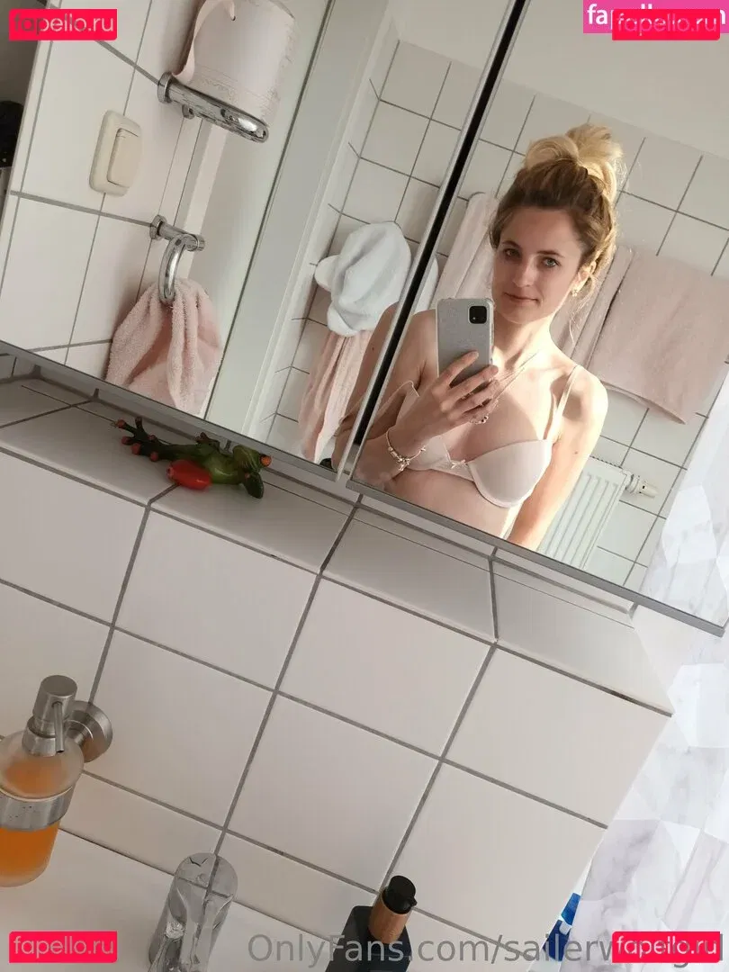 sailerwolfgirl Onlyfans Photo Gallery 