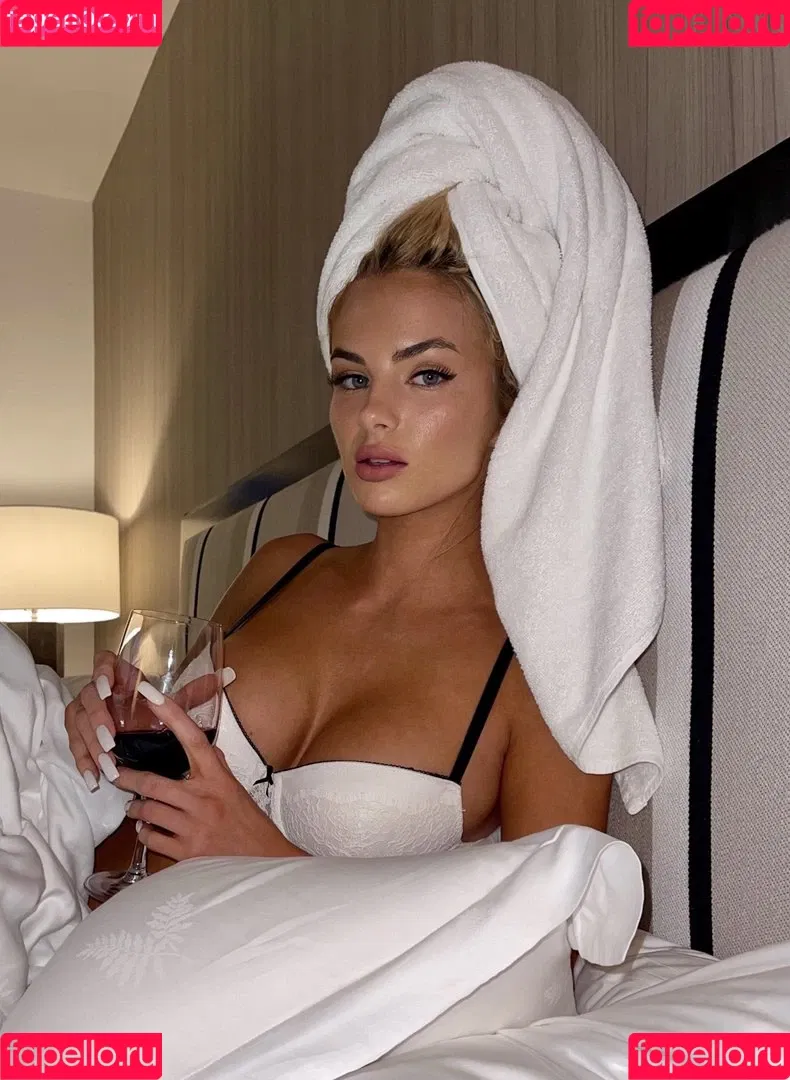 Tilsonclaire Onlyfans Photo Gallery 