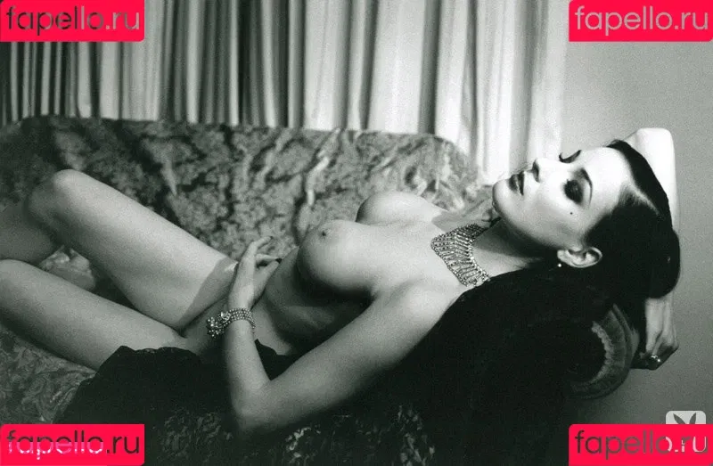 Dita Von Teese Onlyfans Photo Gallery 