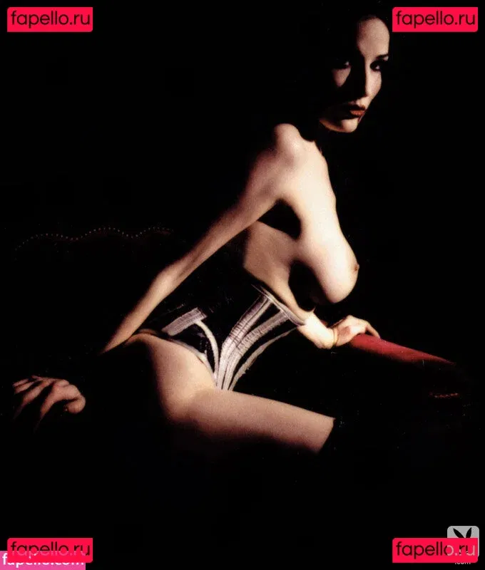 Dita Von Teese Onlyfans Photo Gallery 