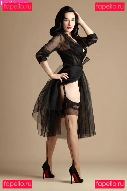 Dita Von Teese Onlyfans Photo Gallery 