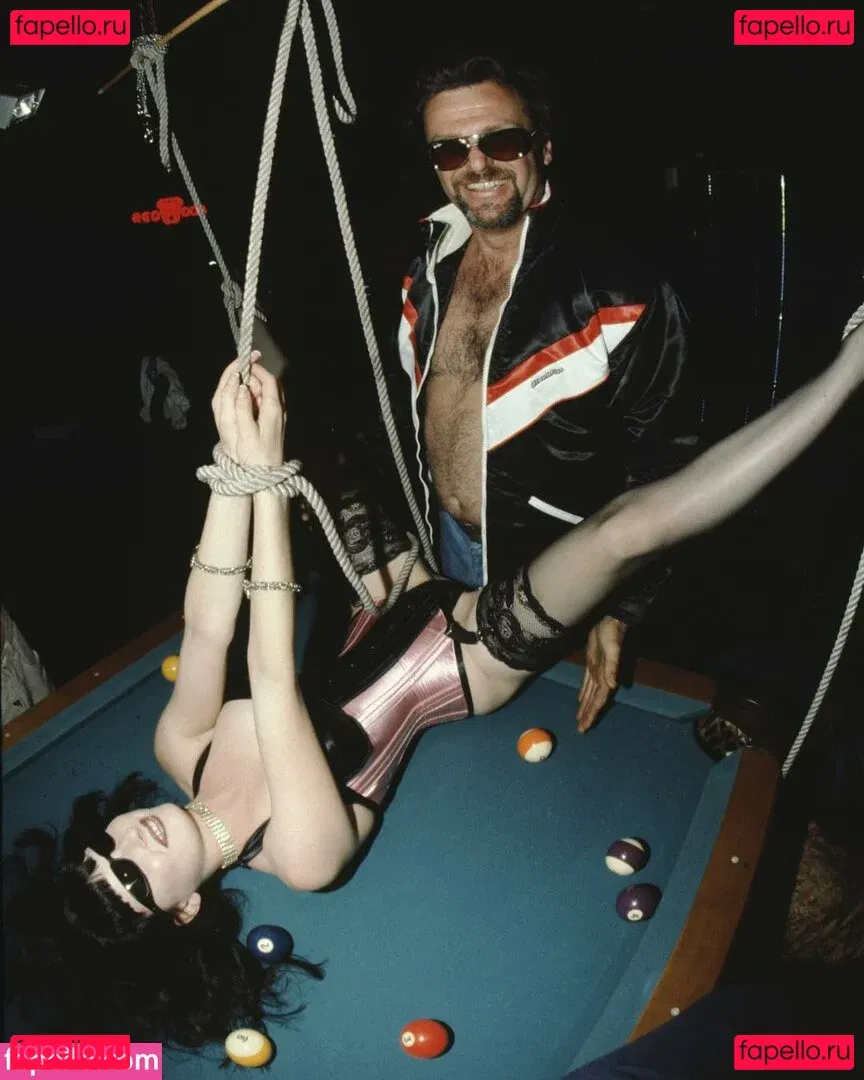 Dita Von Teese Onlyfans Photo Gallery 