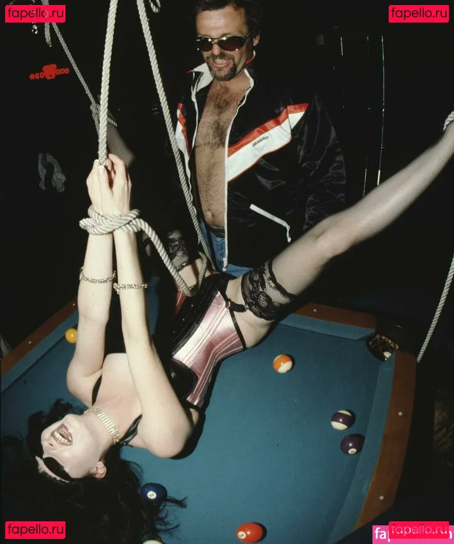 Dita Von Teese Onlyfans Photo Gallery 