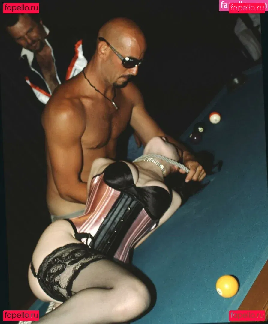 Dita Von Teese Onlyfans Photo Gallery 