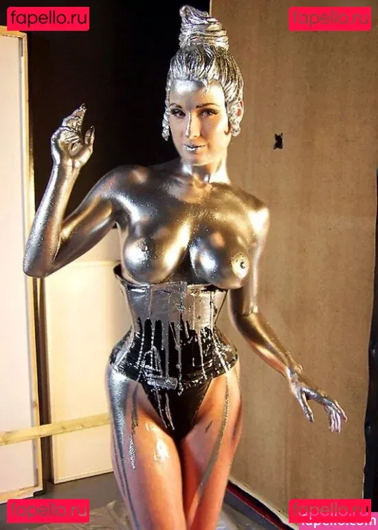 Dita Von Teese Onlyfans Photo Gallery 