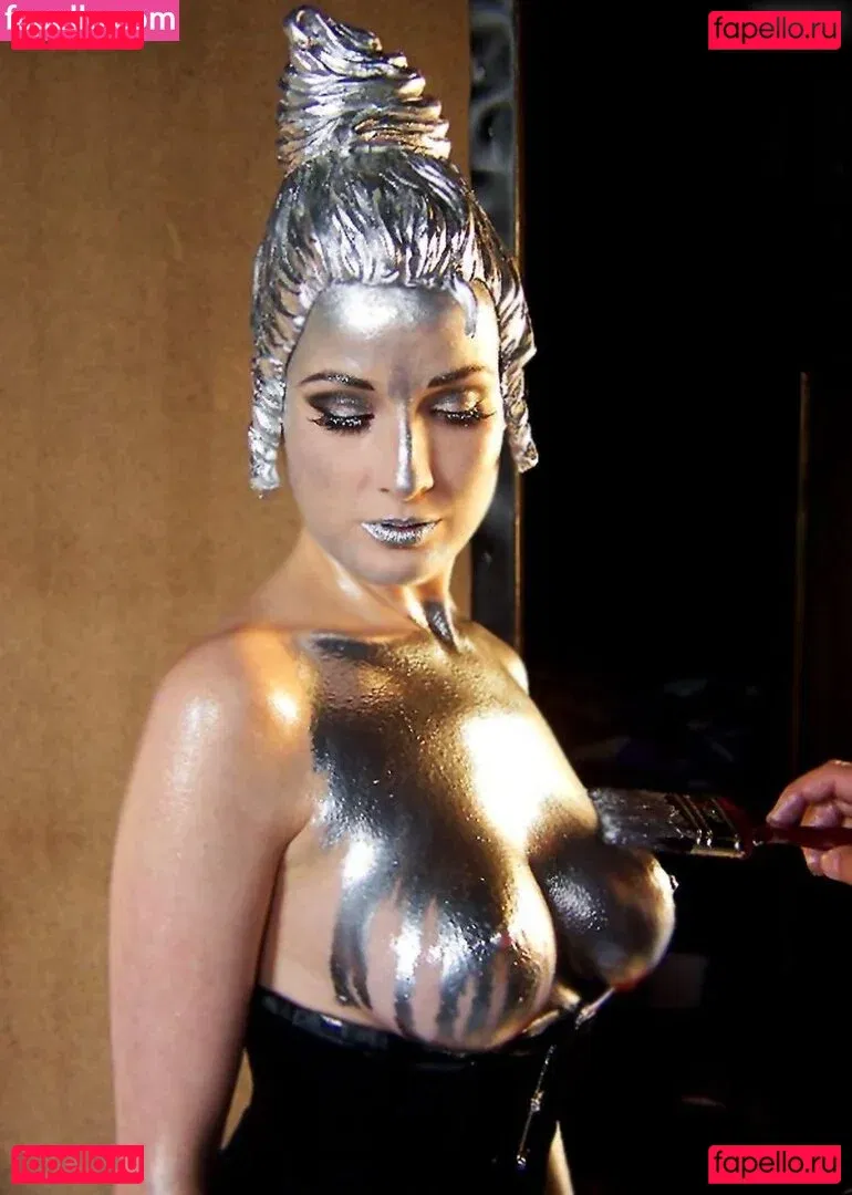 Dita Von Teese Onlyfans Photo Gallery 