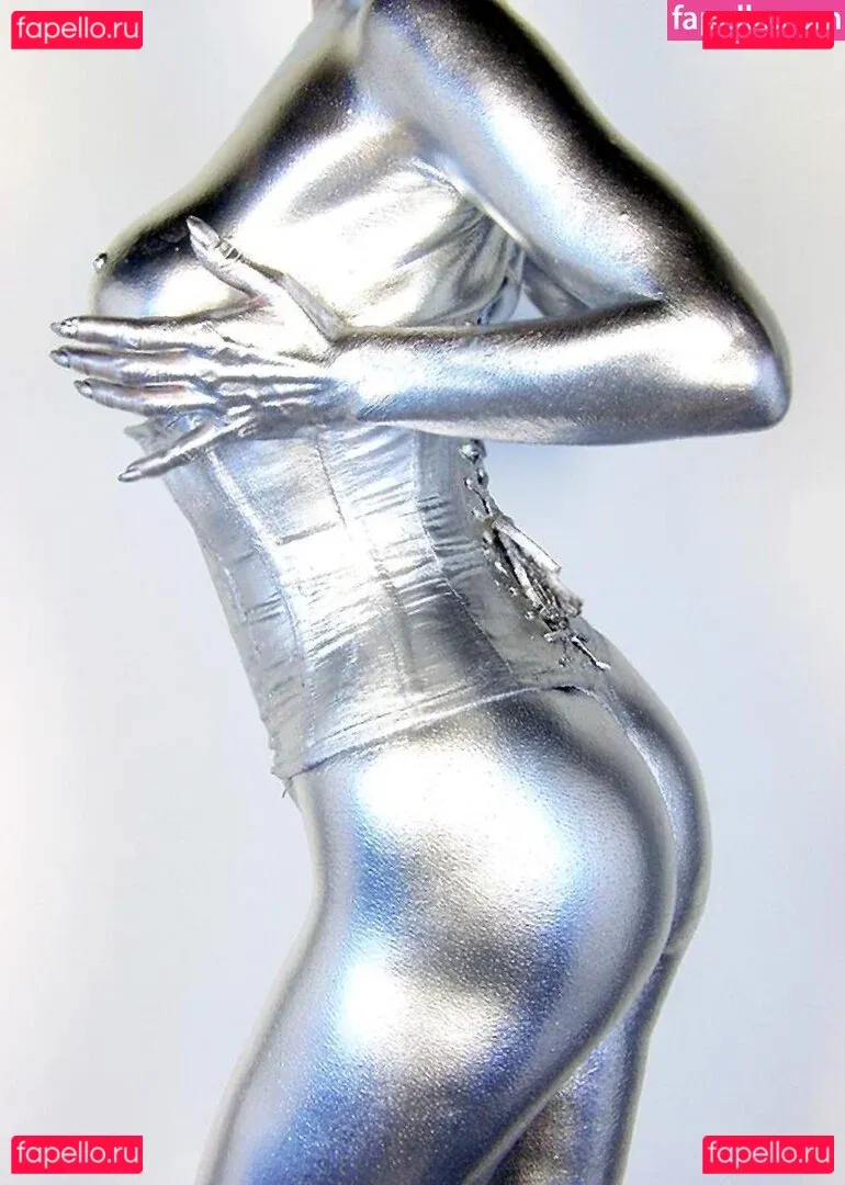 Dita Von Teese Onlyfans Photo Gallery 