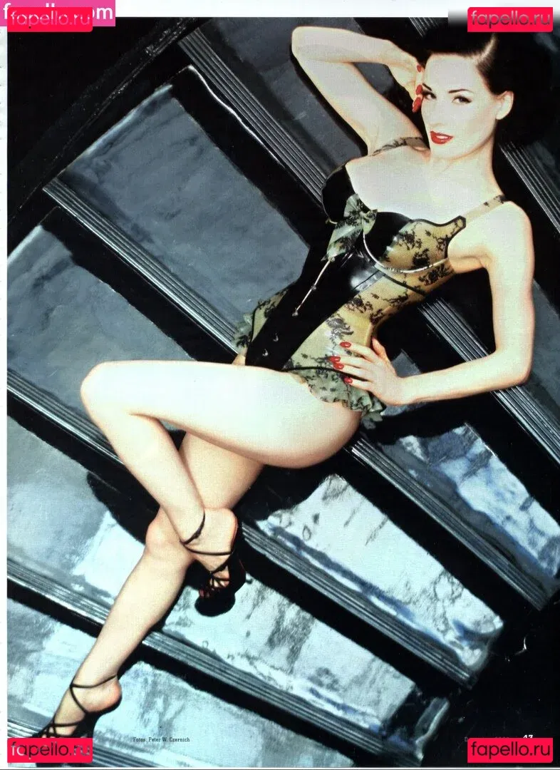 Dita Von Teese Onlyfans Photo Gallery 
