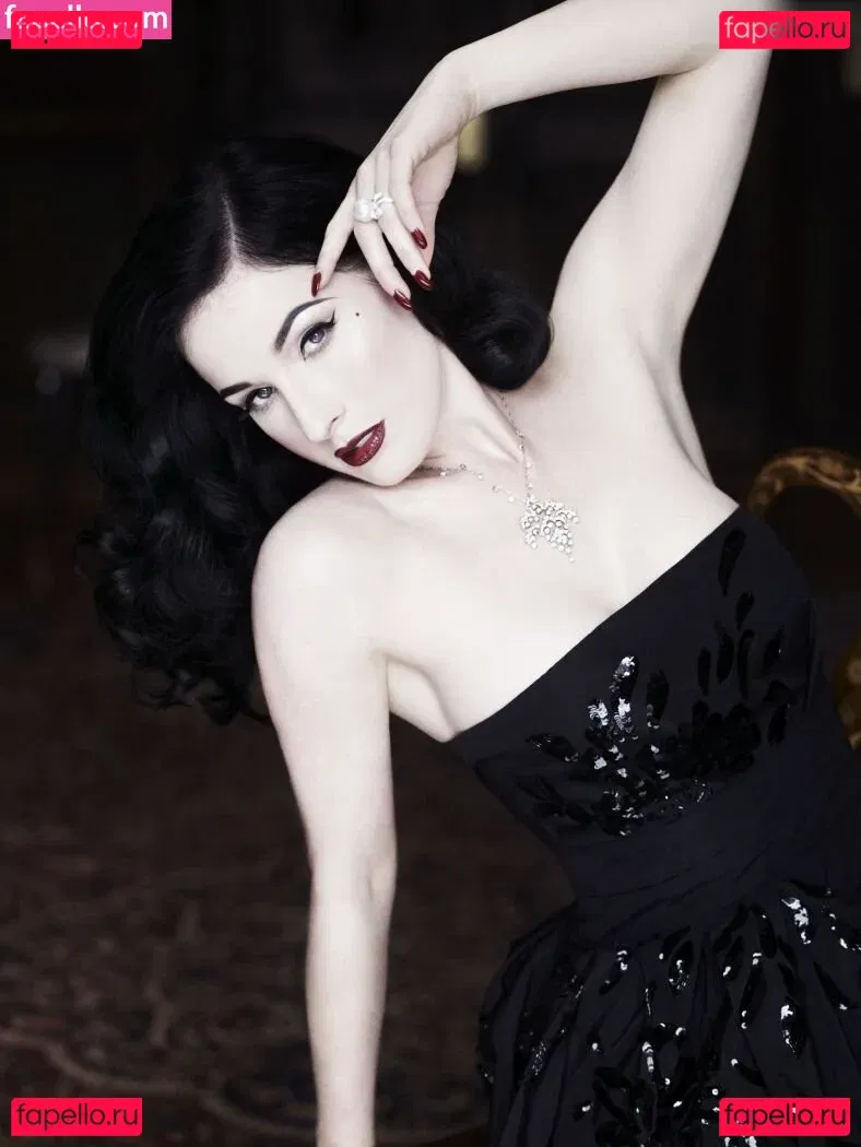 Dita Von Teese Onlyfans Photo Gallery 