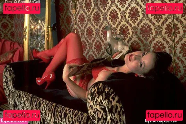 Dita Von Teese Onlyfans Photo Gallery 