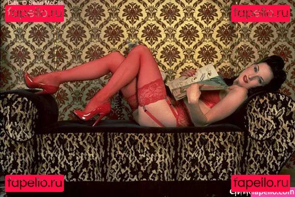 Dita Von Teese Onlyfans Photo Gallery 