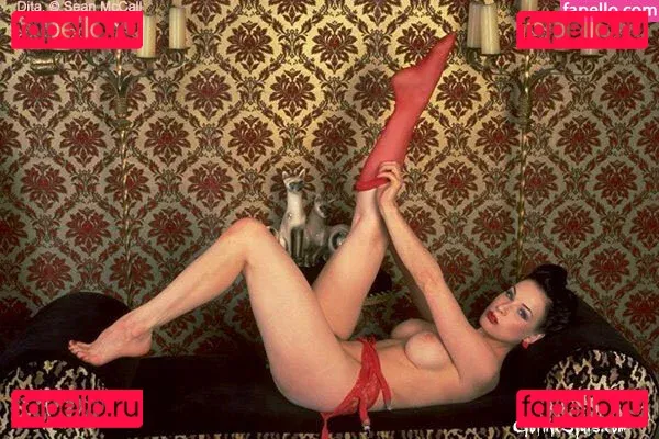 Dita Von Teese Onlyfans Photo Gallery 