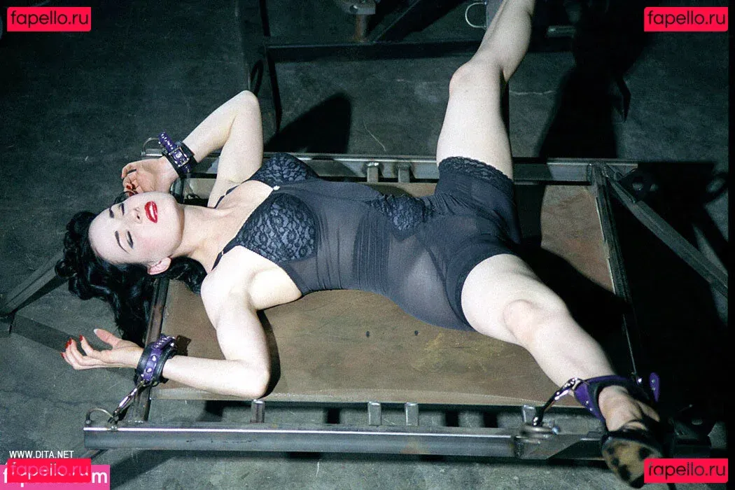 Dita Von Teese Onlyfans Photo Gallery 
