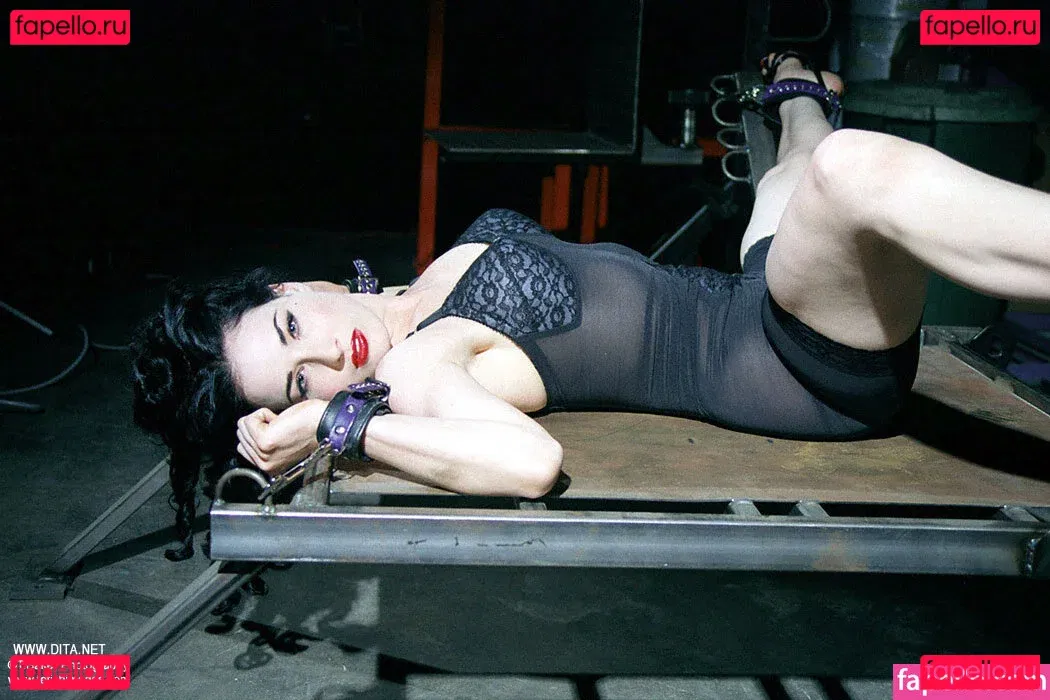Dita Von Teese Onlyfans Photo Gallery 