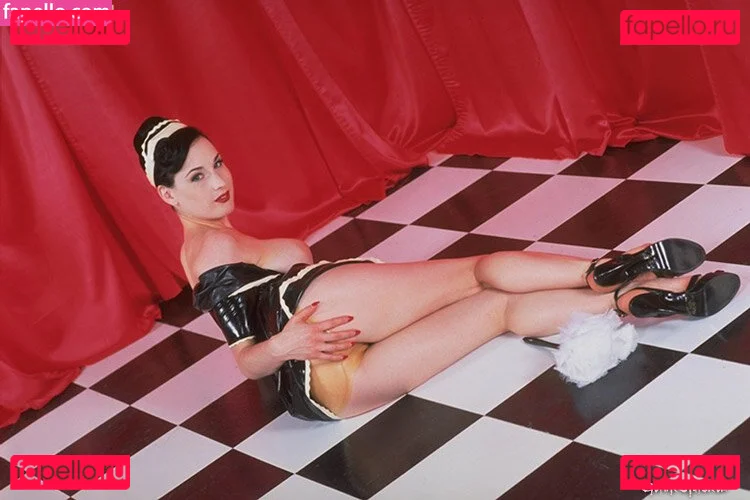 Dita Von Teese Onlyfans Photo Gallery 