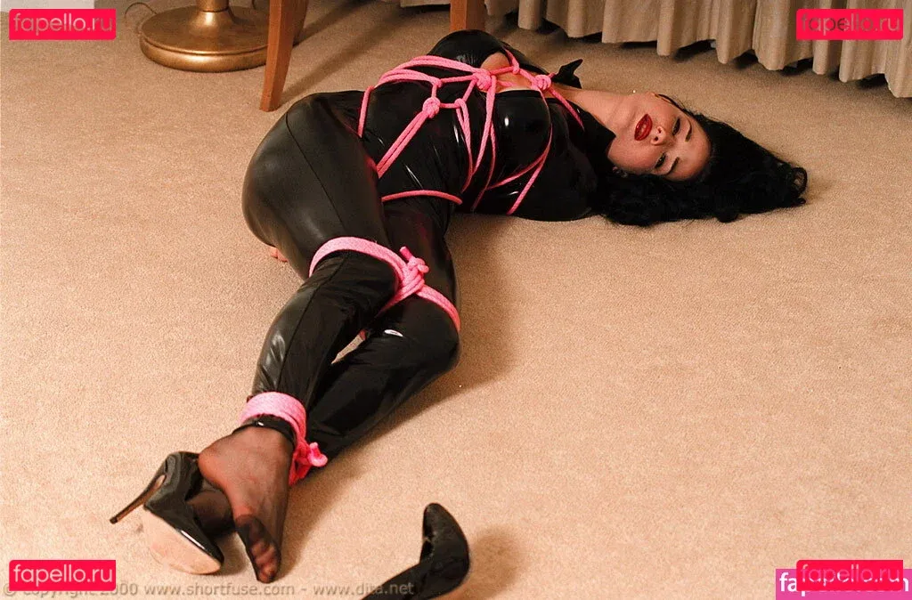 Dita Von Teese Onlyfans Photo Gallery 