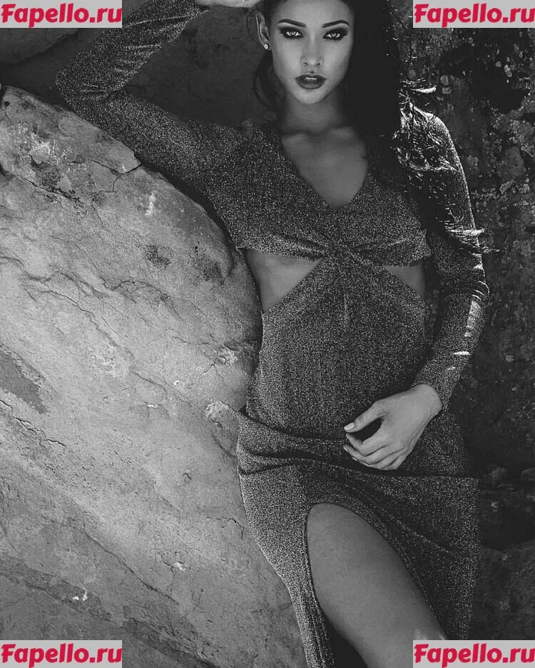 Lauren Racine Wood Onlyfans Photo Gallery 