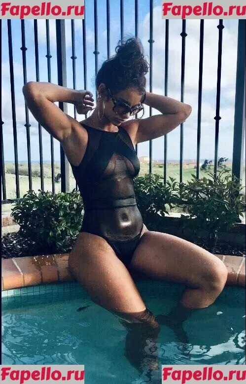 Lauren Racine Wood Onlyfans Photo Gallery 