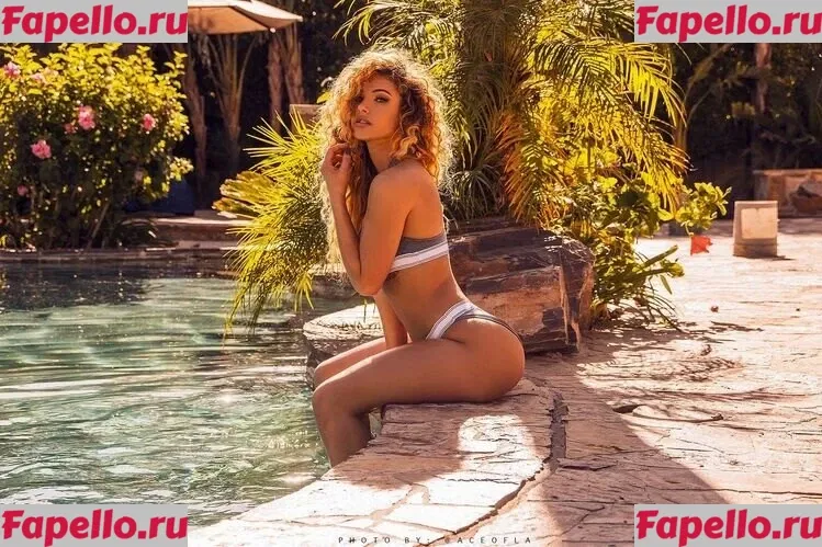 Lauren Racine Wood Onlyfans Photo Gallery 