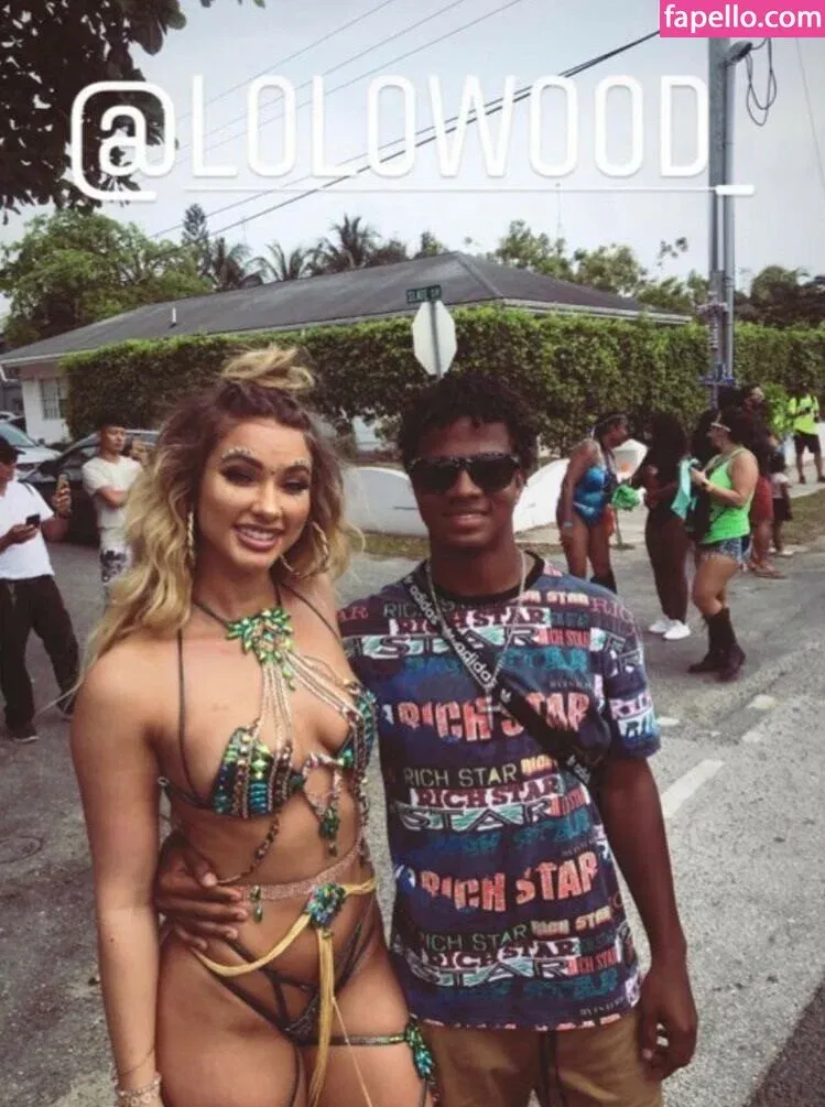 Lauren Racine Wood Onlyfans Photo Gallery 