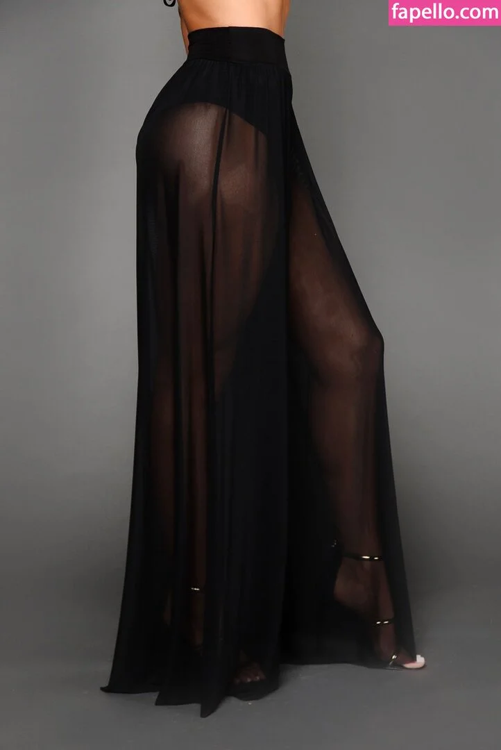 Lauren Racine Wood Onlyfans Photo Gallery 