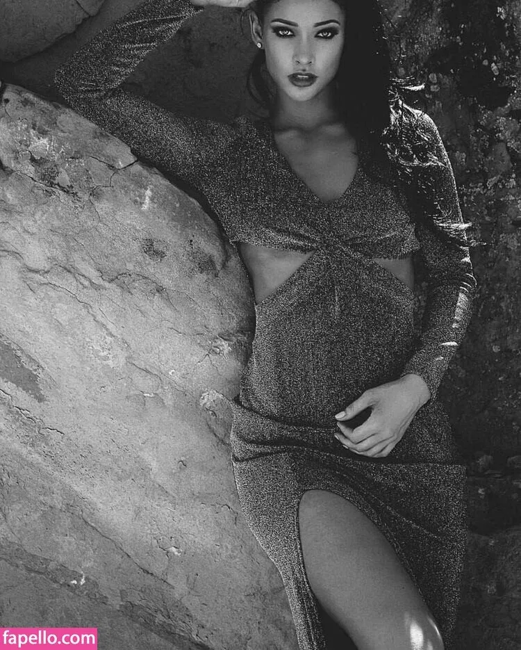 Lauren Racine Wood Onlyfans Photo Gallery 