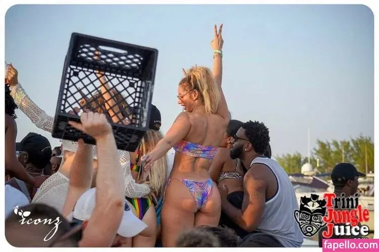 Lauren Racine Wood Onlyfans Photo Gallery 