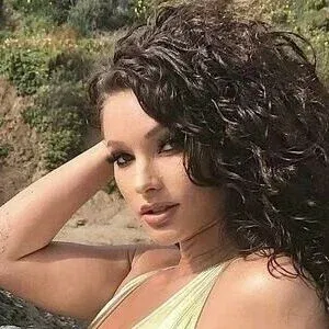 Lauren Racine Wood Onlyfans Photo Gallery 