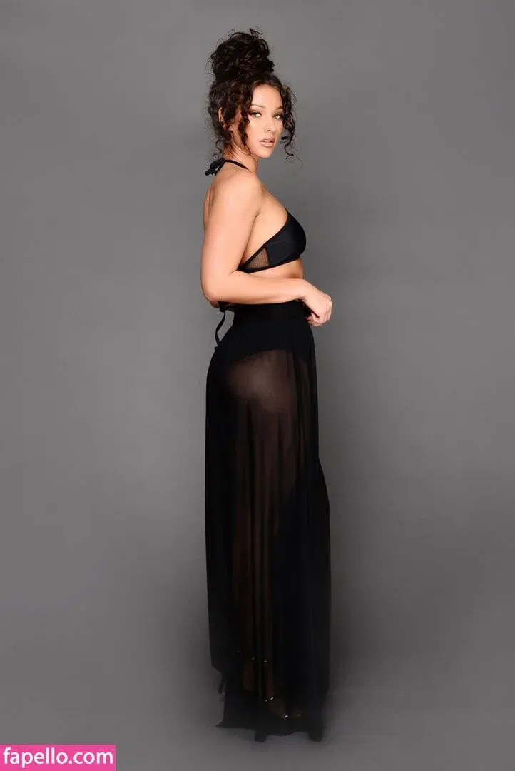 Lauren Racine Wood Onlyfans Photo Gallery 