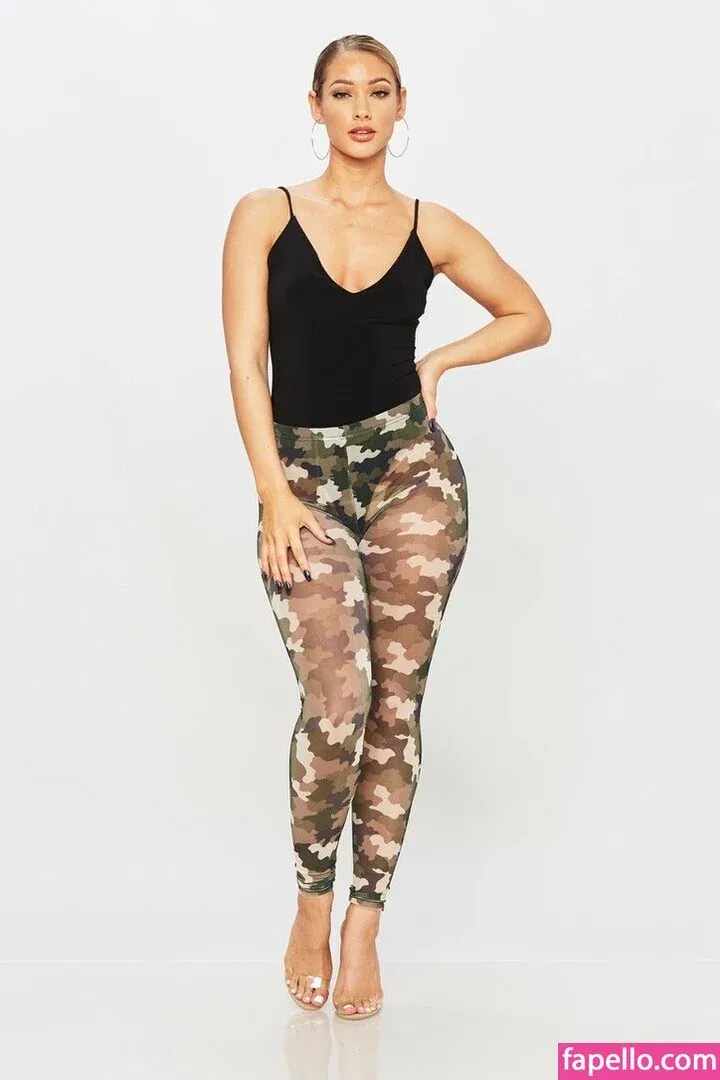 Lauren Racine Wood Onlyfans Photo Gallery 