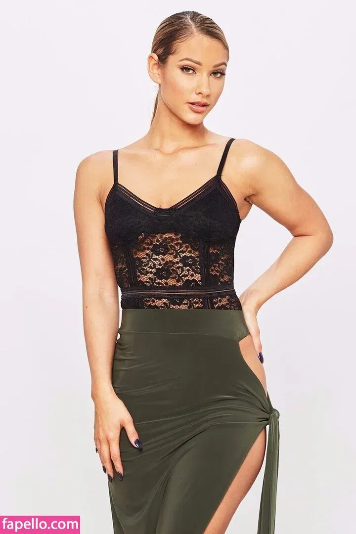 Lauren Racine Wood Onlyfans Photo Gallery 