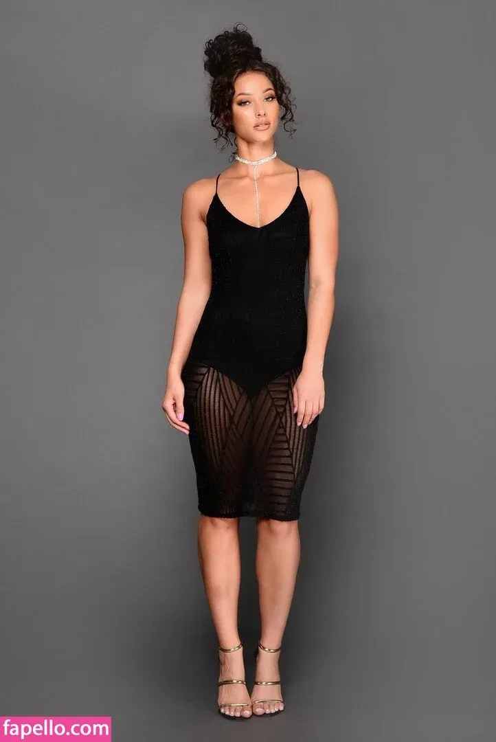 Lauren Racine Wood Onlyfans Photo Gallery 