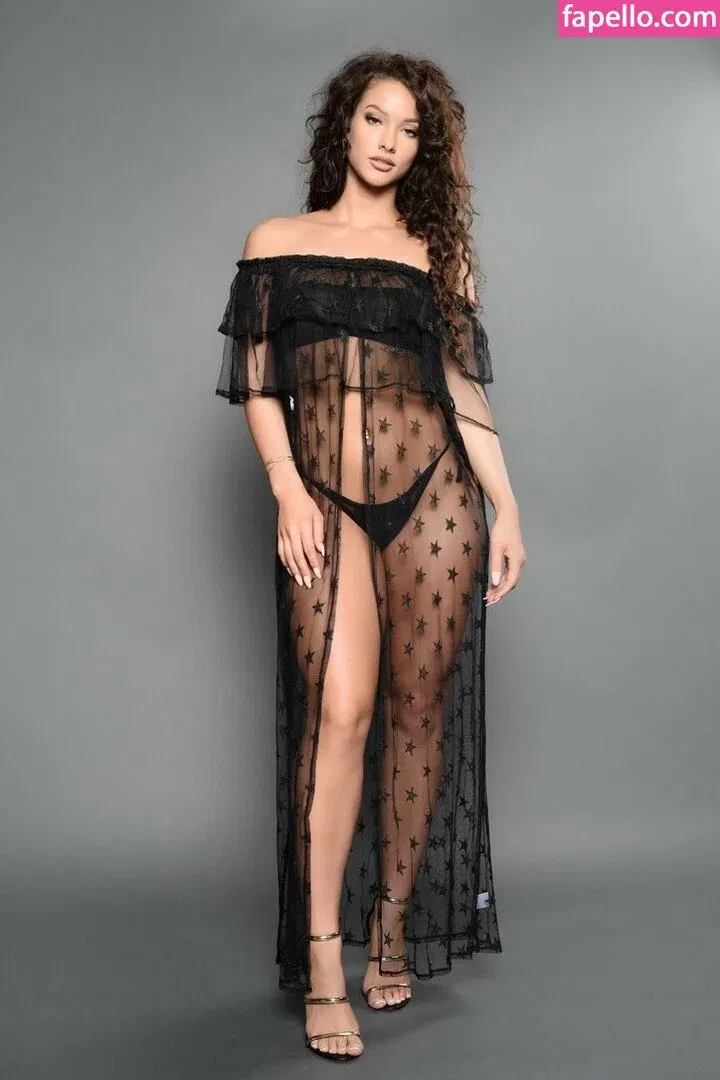 Lauren Racine Wood Onlyfans Photo Gallery 