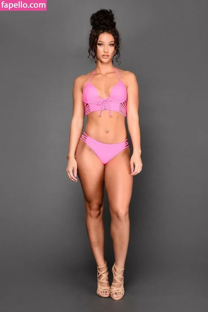 Lauren Racine Wood Onlyfans Photo Gallery 