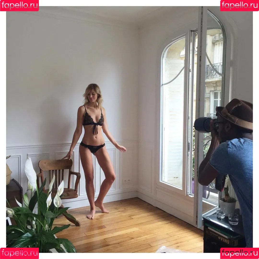 Marine Dauchez Onlyfans Photo Gallery 
