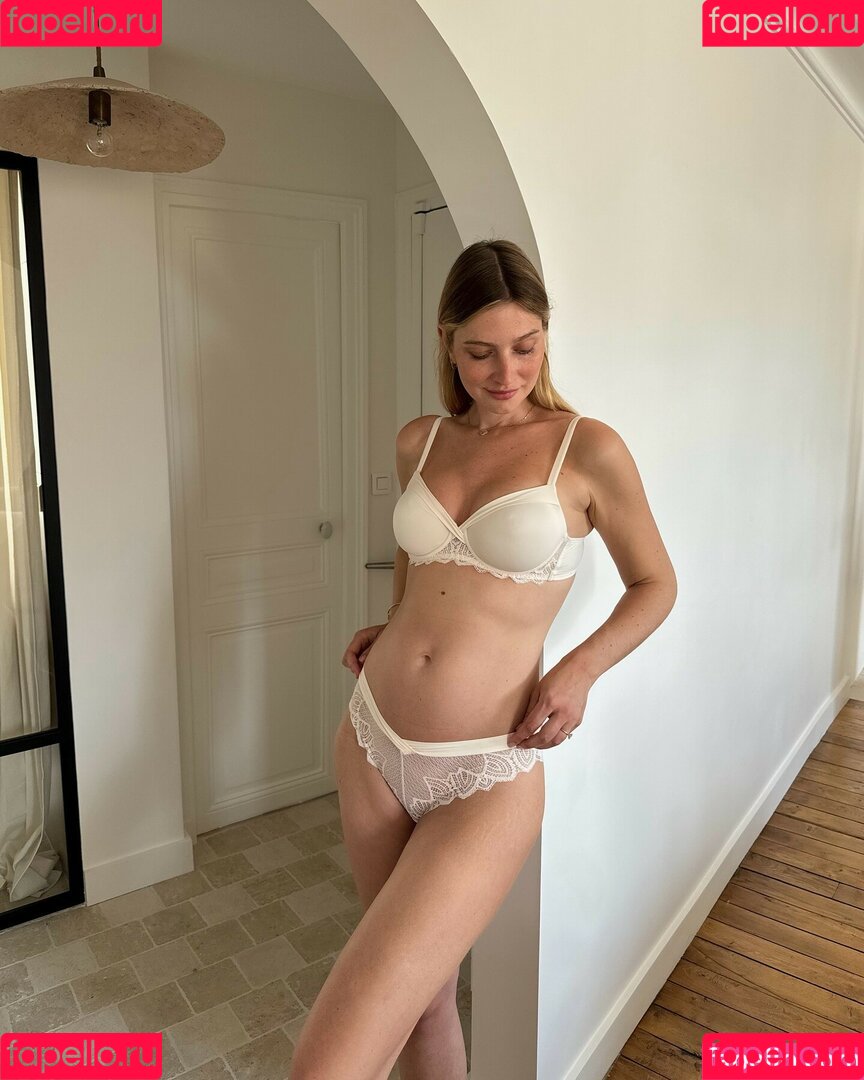 Marine Dauchez Nude Onlyfans Photo 14