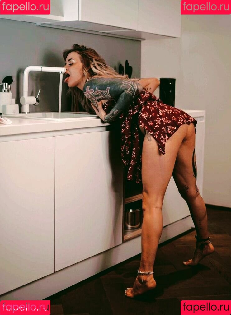 biondazworld_ Onlyfans Photo Gallery 