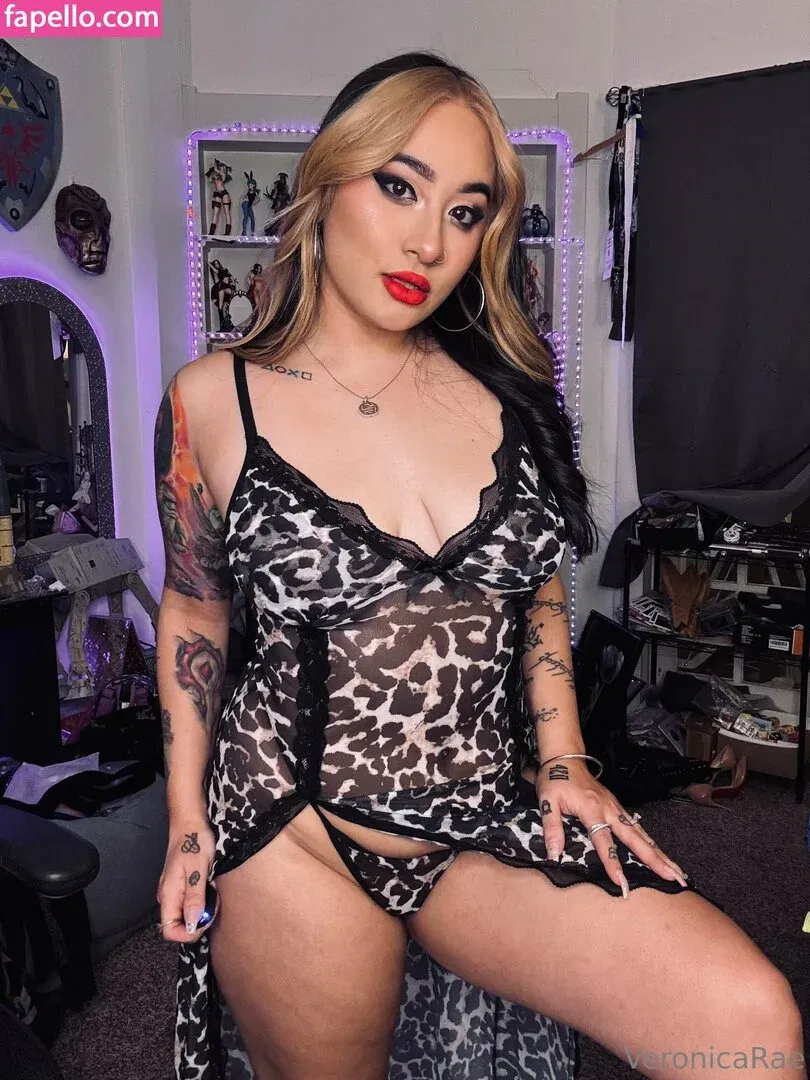 VeronicaRae Onlyfans Photo Gallery 