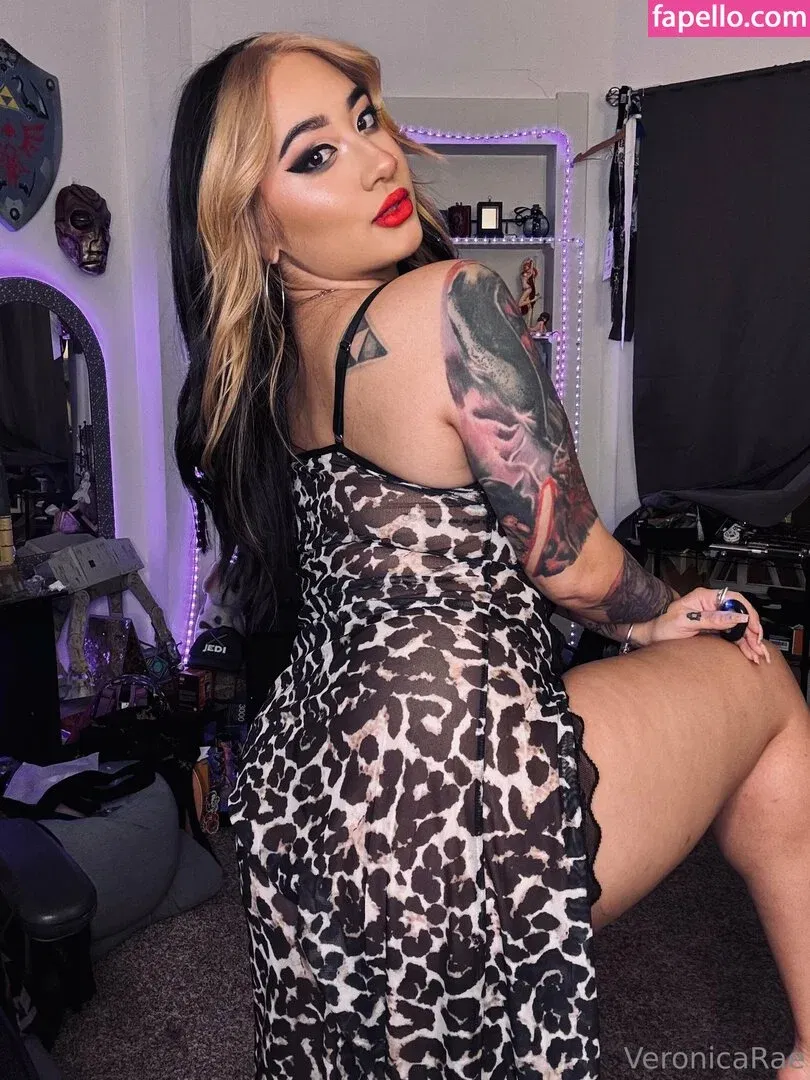 VeronicaRae Onlyfans Photo Gallery 