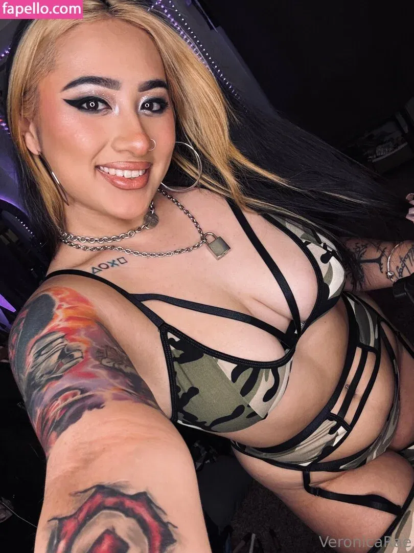 VeronicaRae Onlyfans Photo Gallery 