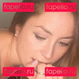 valeria221012 Onlyfans Photo Gallery 