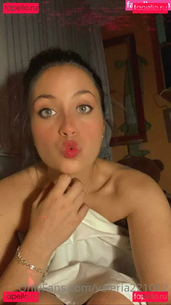 valeria221012 Onlyfans Photo Gallery 