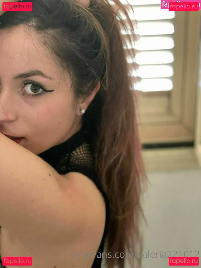 valeria221012 Onlyfans Photo Gallery 