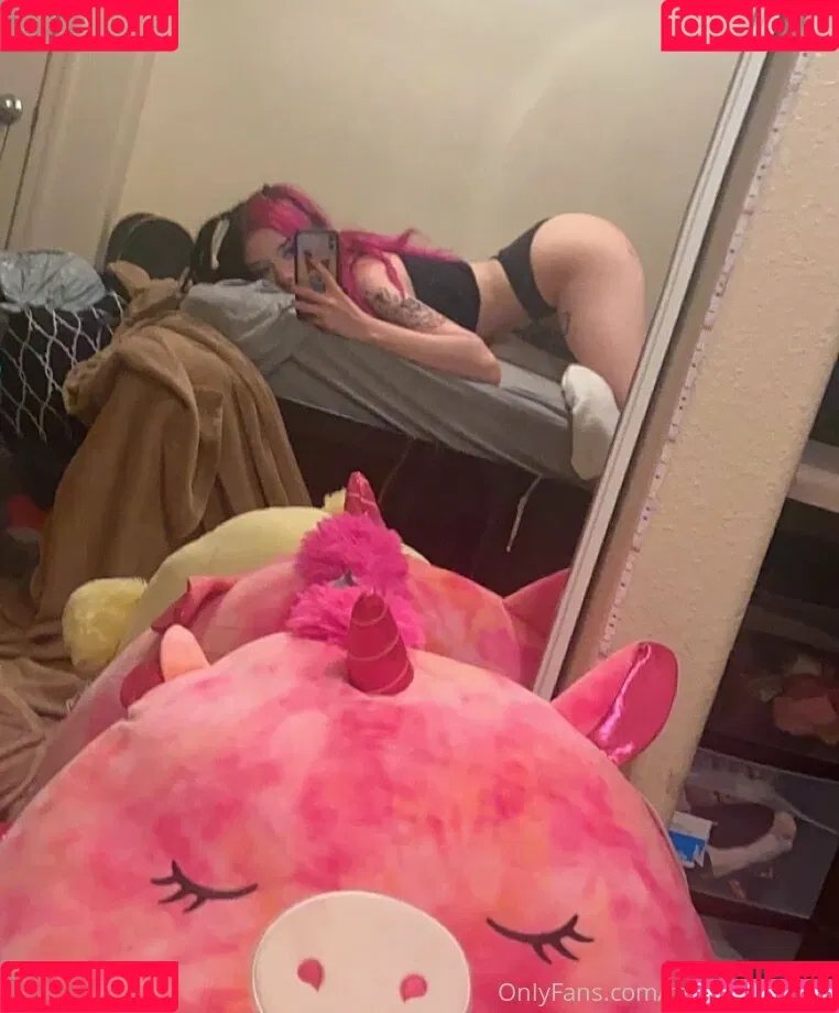 Meepmomentt Onlyfans Photo Gallery 